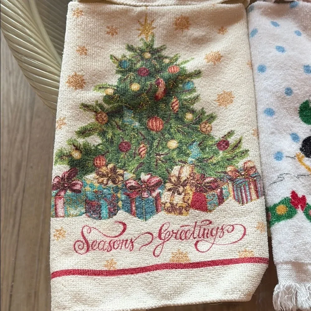 Festive Holiday Towels with Christmas Tree and Santa Design